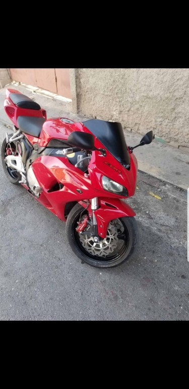 Honda CBR RR 1000