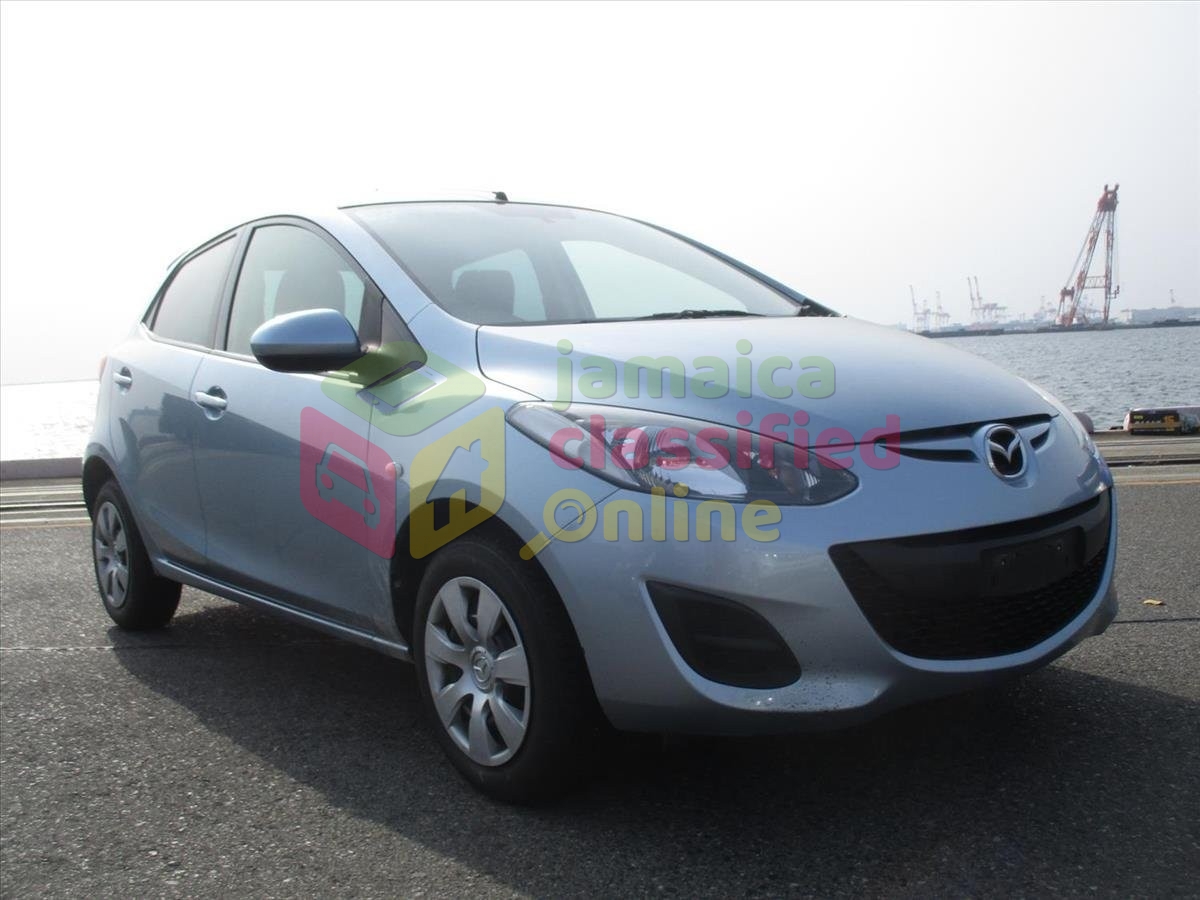 Mazda demio 2013