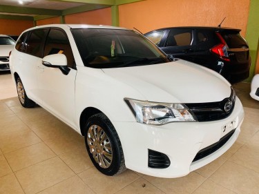 2014 Toyota Fielder Price Negotiable 1.230 Contact