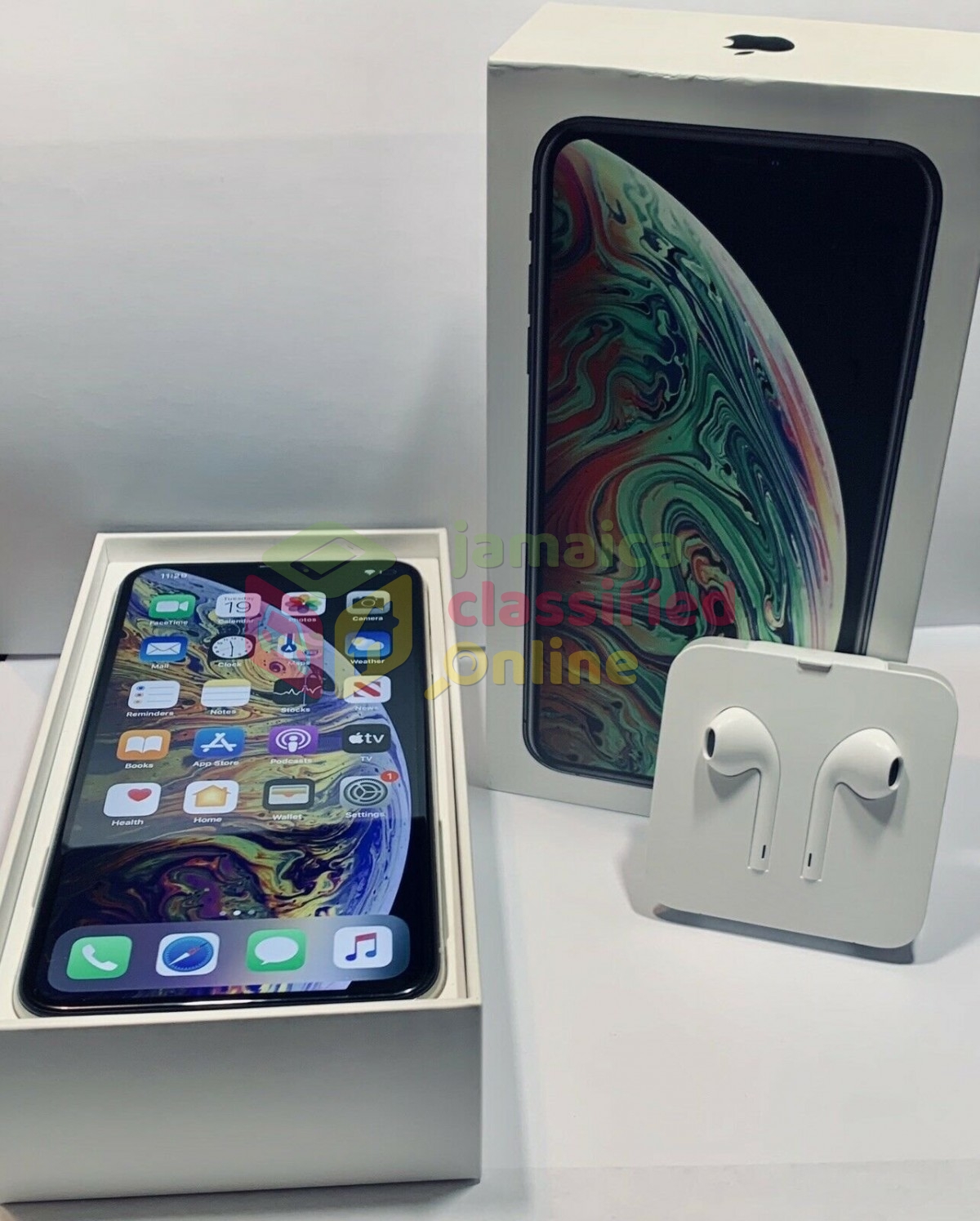 Apple IPhone XS Max 256GB White for sale in Montego