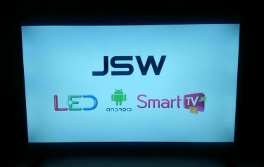 JSW New Smart  32inches Tv For Sale.