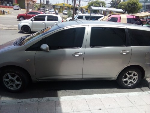 Toyota Wish 2006