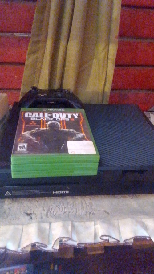 Xbox1 For Sale Fully Function 1 Control 3cd All Pl