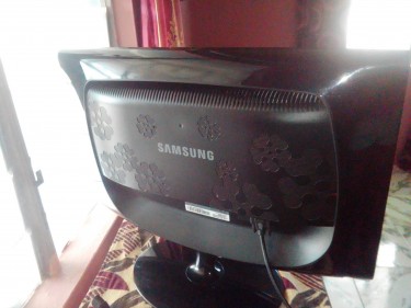 Samsung 23 Inch Monitor