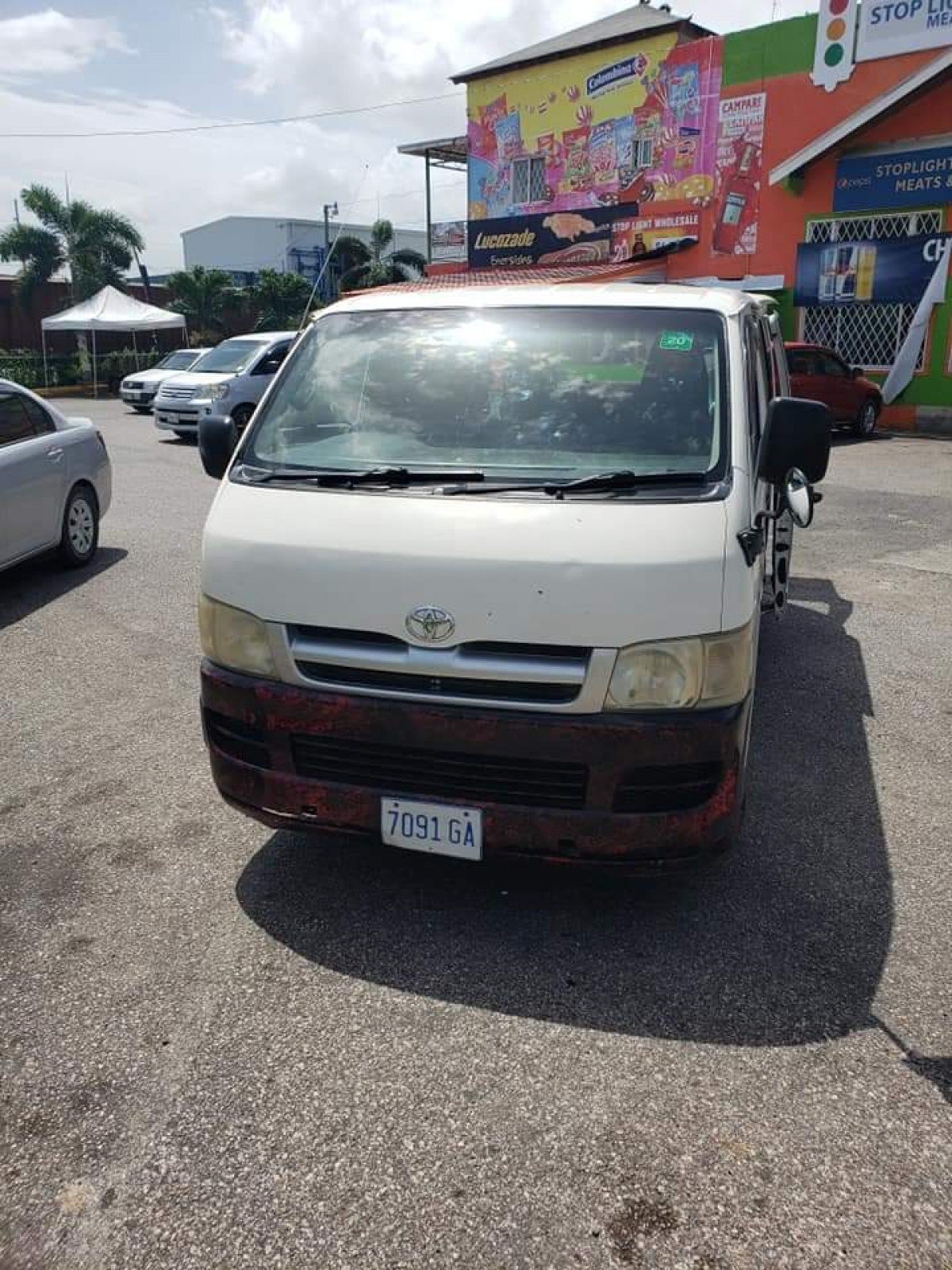 Toyota Hiace Bus For Sale 06 In May Pen Clarendon Clarendon Buses