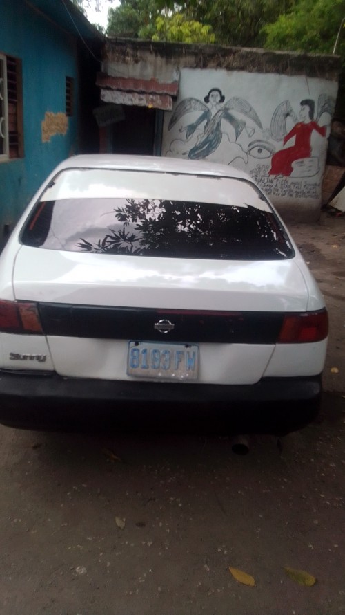 Nissan Sunny Driving Papaers Up License Rims 170nw