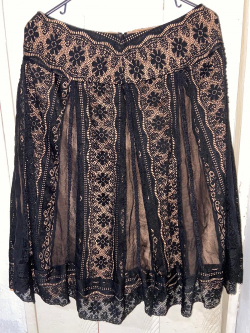 Black And Gold Lace Skirt, Size 8.