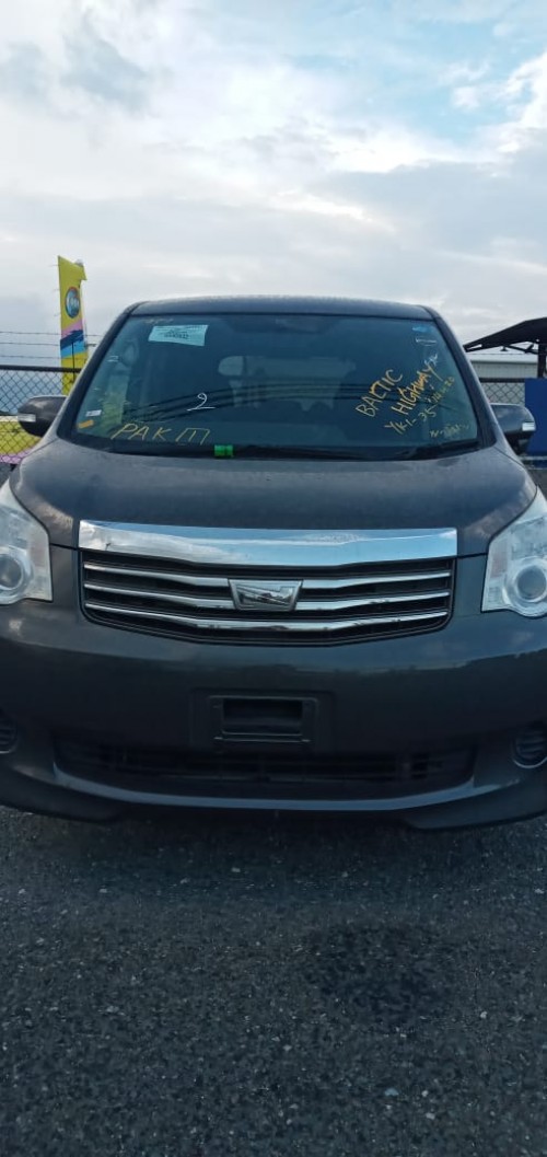 2011 Toyota  Noah X Newly Imported For Sale 1.820