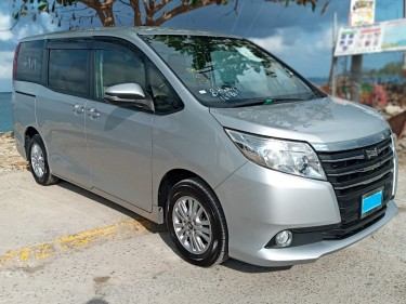 2014 Toyota Noah Fully Loaded For Sale 