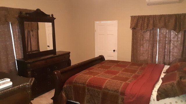 2 Bedroom House (Short Term Rental)