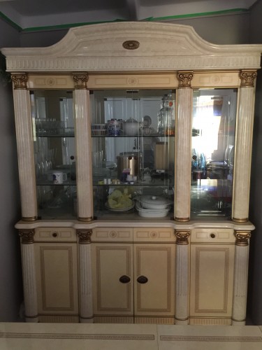 Beautiful Display Unit With Matching Dining Table