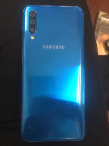 Samsung Galaxy A50 128GB/4GB (Used)