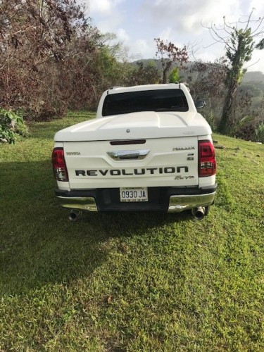 Toyota Hilux Revolution 