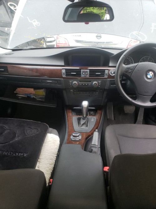 2011 BMW 320i Just Imported For Sale 1.9mil Negoti