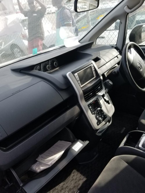 2010 Toyota  Noah Newly Imported For Sale 3zr