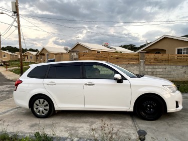 Toyota Fielder S