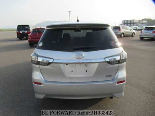 Model Year Colour: TOYOTA WISH SILVER  2015