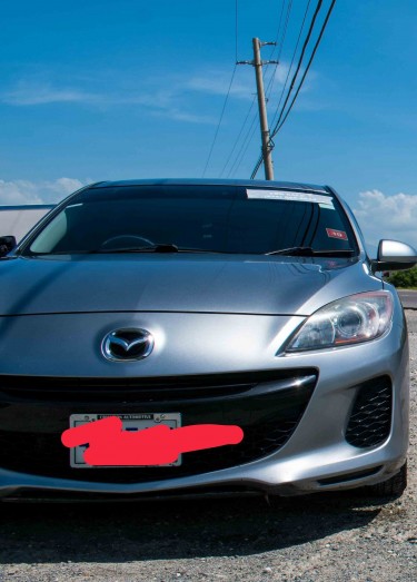 Mazda Axela Sport 2012 Hatchback