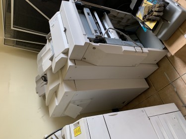 Xerox 252 Docucolour With Light Finisher