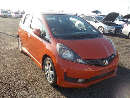 Honda fit комплектация rs