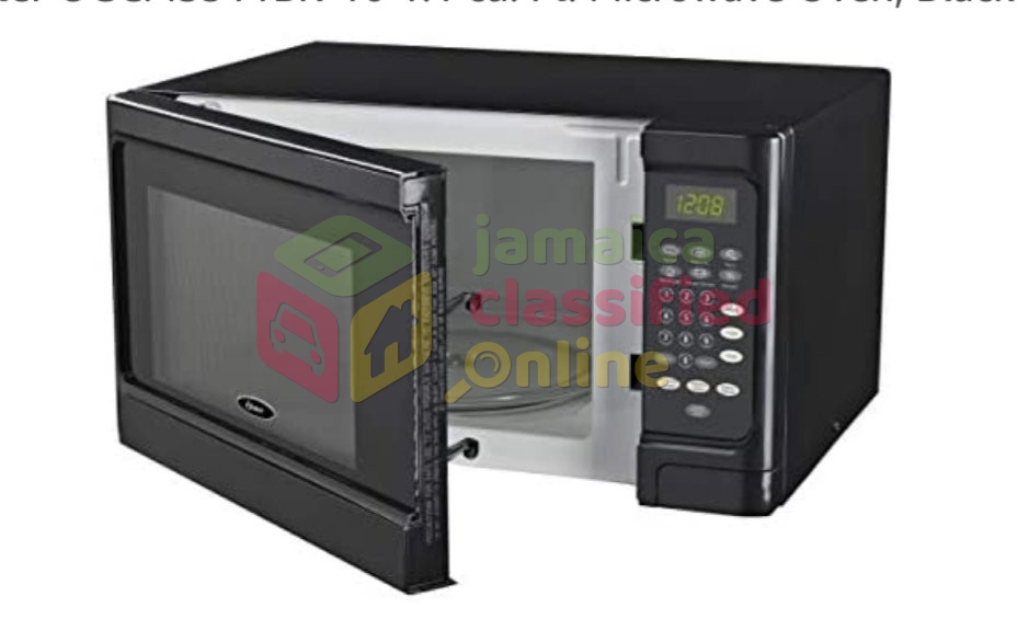 Oster Black 1.0cu Microwave for sale in Cross Roads Kingston St Andrew