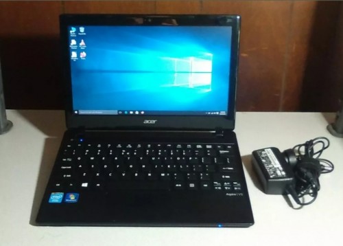 Acer Ultrabook - 6GB, SSD - Fast Performance