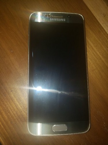 Samsung Galaxy S6 Edge LIKE NEW!!!