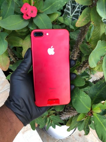 IPhone 7 Plus 128gb Product Red