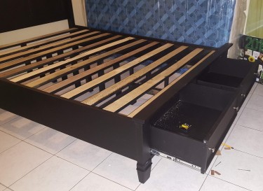 Queen Bed Base With Headboard 