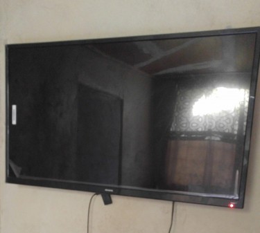 Aiwa 42 Inch Smart Tv