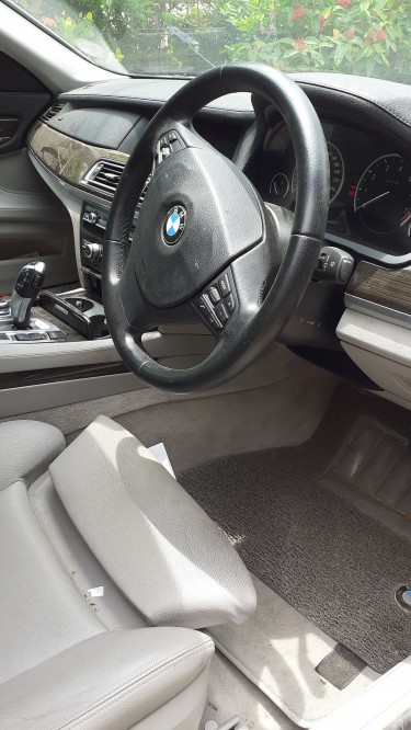 2011 BMW 730 Li