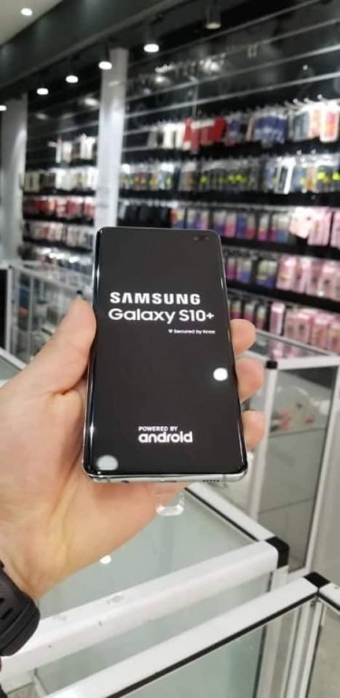 Samsung Galaxy S10 Plus !!New!!