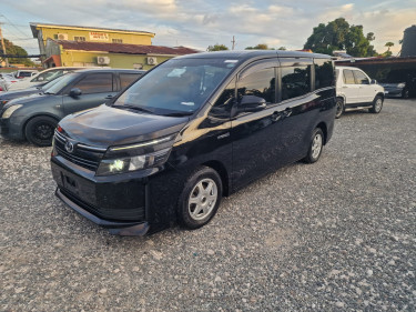 TOYOTA VOXY HYBRID 2014 Newly Imported