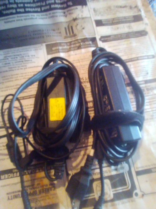Charger Dell For Sale 3000 1 Working Now Rn 2k
