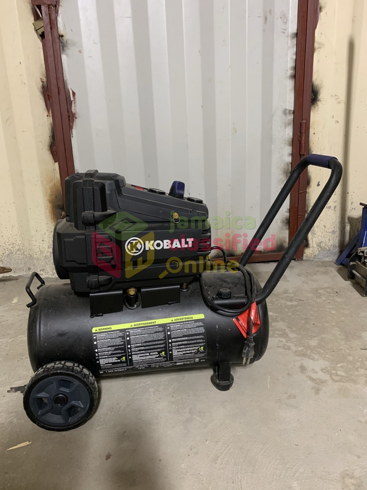 Kobalt 8 Gallon Air Compressor for sale in Goshen St Elizabeth - Tools