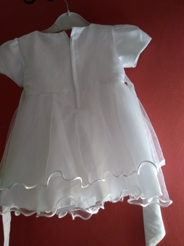 Baby Girl Christening Dress. Fits 6-9 Months.