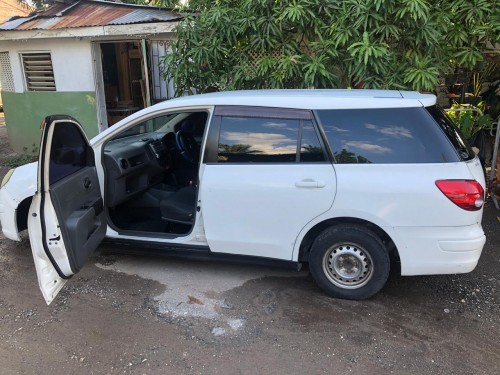 Nissan AD Wagon