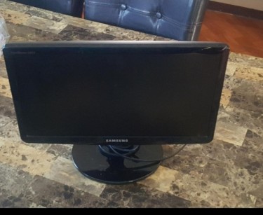 Used Samsung  20inch Computer Monitor