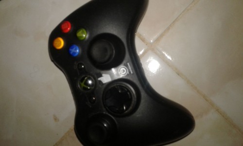 Xbox 360 (comes With GTA 5 And Fifa)
