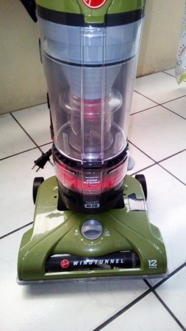 Super Strong Hous Carpet Cleaner Is For Sale