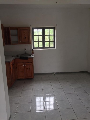 2 Bedroom Apt For Professionals Own Convenience 
