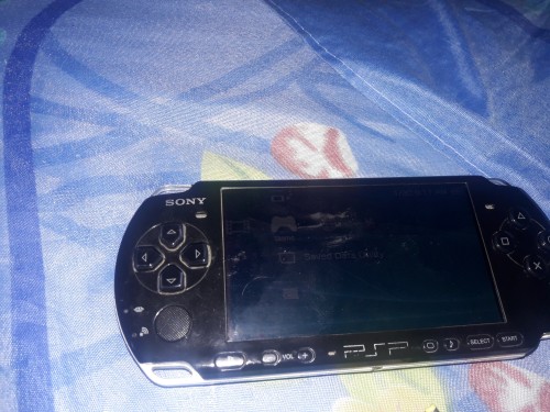 Psp3000 With CD And A Free D Color Tablet 