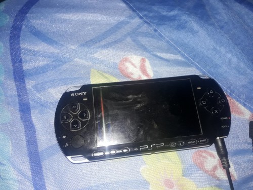 Psp3000 With CD And A Free D Color Tablet 