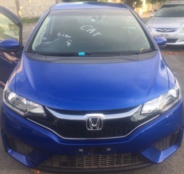 2016 HONDA FIT (NEWLY IMPORTED)