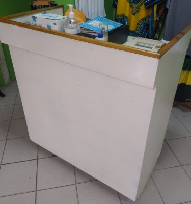 Wooden Counter 