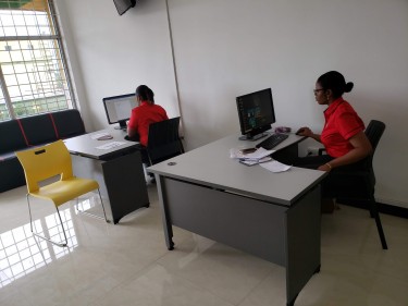 Work Station Within Furnished Office For Rent