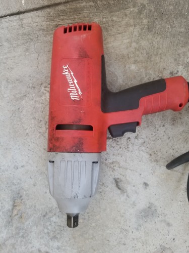 Milwaukee Heavy Duty 110V Impact Wrench, 1/2