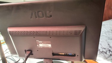 ROC Computer Monitor - 20 Inch