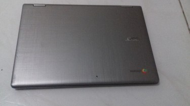 Like New Acer Chromebook Touchscreen QUALITY