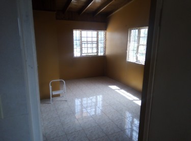 Large 1 Bedroom Apt With Own Facilities        